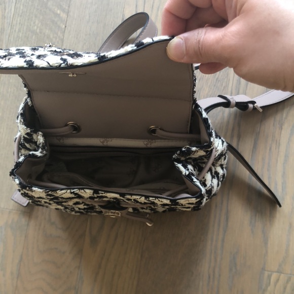 Pre-owned Guess tweed bucket bag backpack - Picture 2 of 7